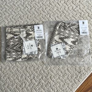 Kate Quinn long sleeve Henley bubble & elf hat